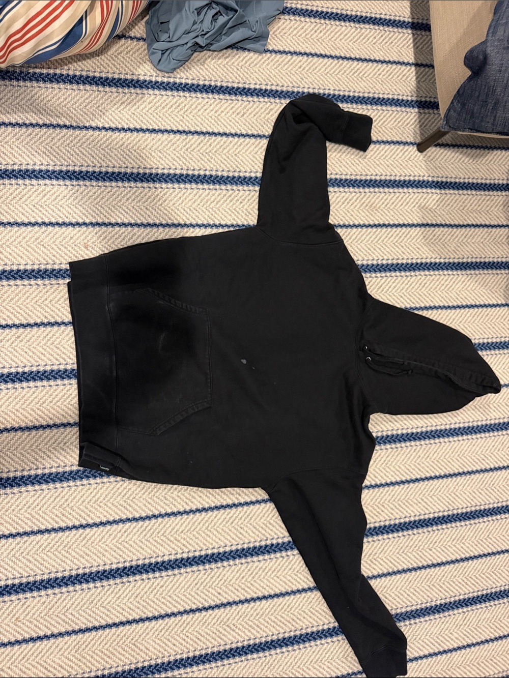 Supreme sweatshirt size medium